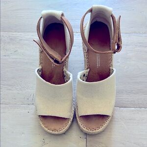 Tom’s Women's Natural Oxford Espadrille Sandals (Tom’s Marisol)